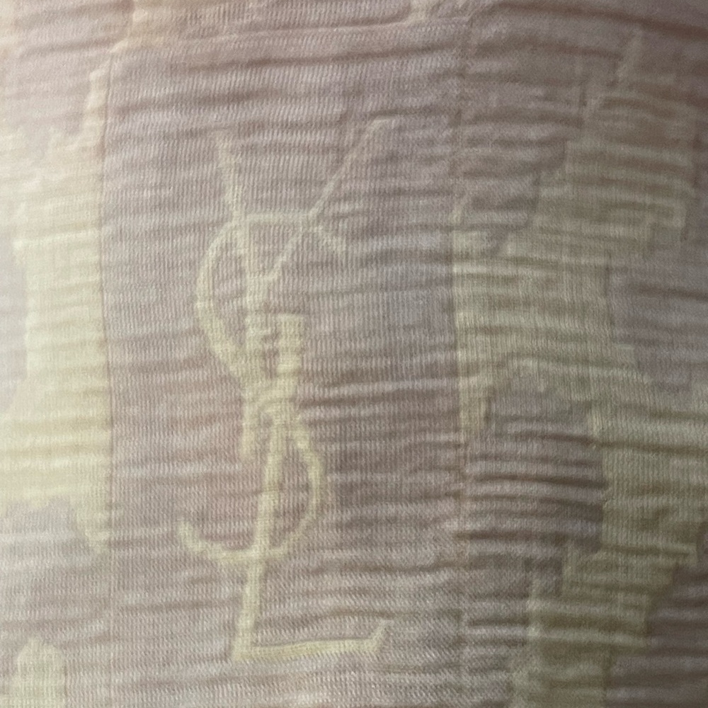 Vintage Yves Saint Laurent Scarf 100% Silk Luxury animal print elegant Paris - Picture 7 of 7